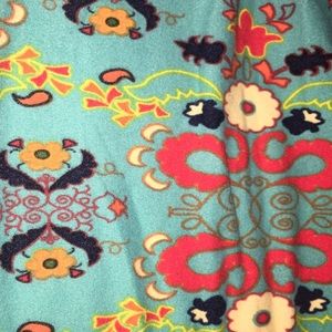 LuLaRoe Tall and Curvy eUC leggings